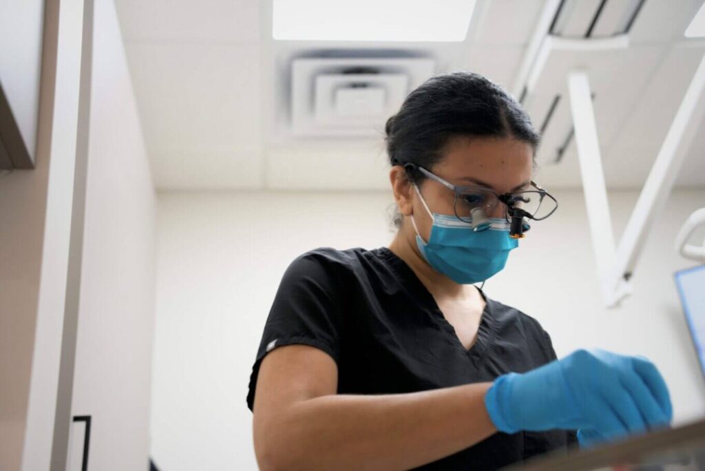 dental hygienist description